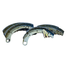 Załaduj zdjęcie do przeglądarki galerii, Brake Shoe Set (4 pcs) – Bukhanka (Classic 2.4L &amp; 2.9L, Modern 2.7L) / Hunter &amp; 469 (2.4L &amp; 2.9L) – OEM 3163-3502082-30 - Brake system - UAZ spare parts