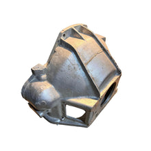 Įkelti paveikslėlį į galerijos peržiūrą, Clutch Housing 417 Engine - Bukhanka Classic (2.4L), Hunter &amp; 469 (2.4L) - - UAZ spare parts
