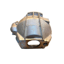 Kép betöltése a Galéria nézegetőbe, Clutch Housing Converter 2.9→5-Speed - Bukhanka Classic (2.9L) - 420-1601015-01 - - UAZ spare parts
