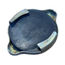 Lataa kuva Galleria-katseluun, Coolant Reservoir Cap – Bukhanka (Classic &amp; Modern), Hunter &amp; 469 – OEM 201311065 - Engine - UAZ spare parts