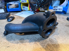Afbeelding in Gallery-weergave laden, Uitlaatspruitstuk - OEM 4062-1008025-20