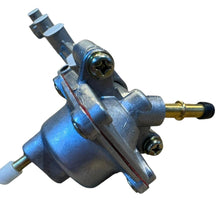 Cargar imagen en el visor de la galería, Fuel Rail with Pressure Reducing Valve – Hunter &amp; 469, Patriot, Profi, Bukhanka Modern (2.7L) – OEM 406.1104058-31 - Fuel - UAZ spare parts