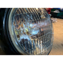 Încarcă imaginea în vizualizatorul Galerie, Headlight Assembly Set (2 pcs) - GAZ 69 Series - - UAZ spare parts