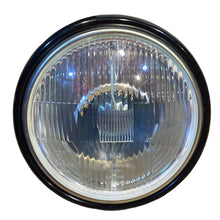 Laden Sie das Bild in den Galerie-Viewer, Headlight Set (H4, Excl. Bulb) – Bukhanka (Classic &amp; Modern), Hunter &amp; 469, GAZ – OEM 3711010 - Lights - UAZ spare parts