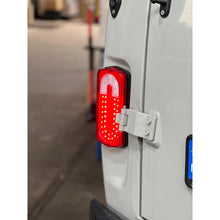 Afbeelding in Gallery-weergave laden, LED Tail light Universal – Hunter &amp; 469, Bukhanka – OEM 4573-001-87018980-2014 - - UAZ spare parts