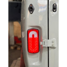 Afbeelding in Gallery-weergave laden, LED Tail light Universal – Hunter &amp; 469, Bukhanka – OEM 4573-001-87018980-2014 - - UAZ spare parts