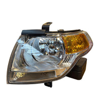 Načíst obrázek do prohlížeče Galerie, Left Headlamp Assembly - Profi - OEM 236000371101100 - - UAZ spare parts