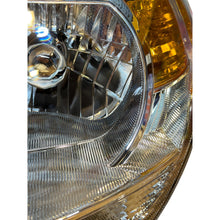 Načíst obrázek do prohlížeče Galerie, Left Headlamp Assembly - Profi - OEM 236000371101100 - - UAZ spare parts