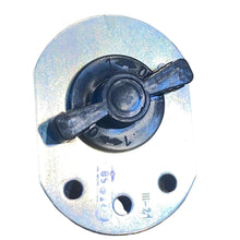 Afbeelding in Gallery-weergave laden, Main Electrical Switch – Bukhanka Classic (2.4L &amp; 2.9L) &amp; Hunter/469 (2.4L &amp; 2.9L) – OEM VK318B-3737010-02 - Electrical and instruments - UAZ spare parts