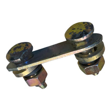 Afbeelding in Gallery-weergave laden, Mounting Bracket Brake Shoes – Bukhanka (Classic &amp; Modern) &amp; Hunter &amp; 469 (2.4L, 2.7L, 2.9L) – OEM 52625645234