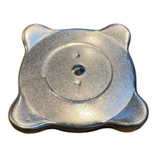 Charger l'image dans la galerie, Oil Filler Cap – classic UAZ (2.4 and 2.9) - 469 and 452/Buhanka – OEM 417.1014148 - - UAZ spare parts