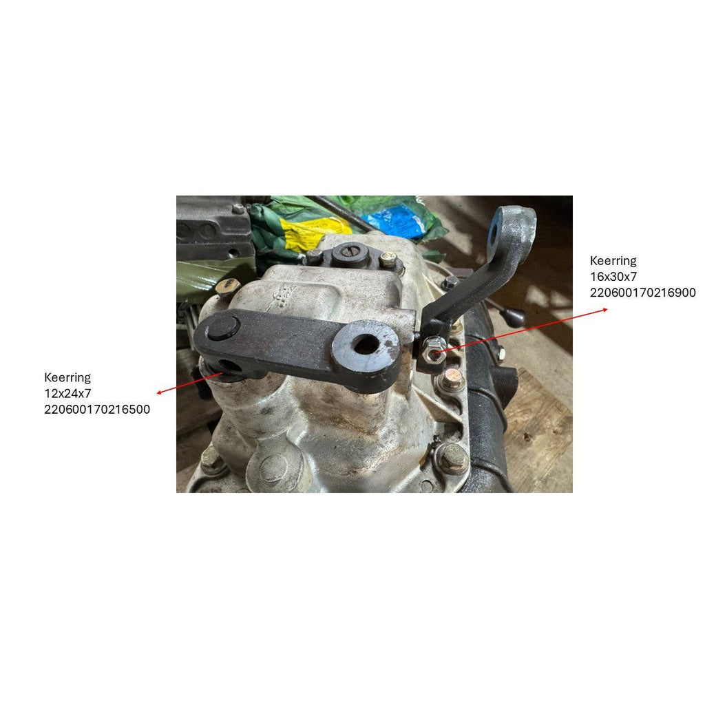 Oil Seal for Upper Gearshift Lever 12×24×7 – Bukhanka Modern, Hunter & 469 (2.7 L) – OEM 220600170216500