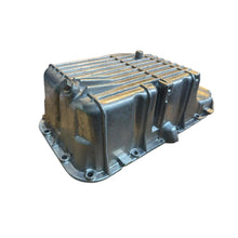 Įkelti paveikslėlį į galerijos peržiūrą, Oil Sump Pan – Bukhanka Modern, Hunter &amp; 469 (2.7 Injection), Patriot, Profi – OEM 409-1009010-01 - Engine - UAZ spare parts