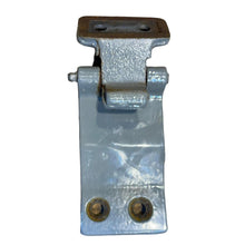 Заредете изображението в галерията, Rear Door Hinge Set (Upper &amp; Lower) – Bukhanka (Classic &amp; Modern) – OEM 451a-6324012 &amp; 451a-6324013 - Body and exterior - UAZ spare parts