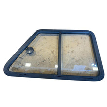 Afbeelding in Gallery-weergave laden, Sliding Window Set (2 pcs) driver and co driver door – Bukhanka (Classic &amp; Modern) – OEM 07114 - Body and exterior - UAZ spare parts