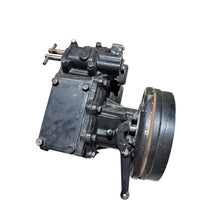 Görseli Galeri görüntüleyiciye yükleyin, Transfer Case mechanical speed sensor classic Buhanka (2.4 and 2.9L) - OEM 3741-1800020 - - UAZ spare parts