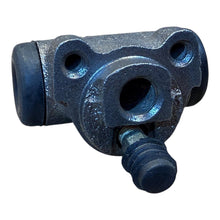 Załaduj zdjęcie do przeglądarki galerii, Wheel Brake Cylinder - GAZ Series - GAZ69 - OEM 965-3501046 - - UAZ spare parts