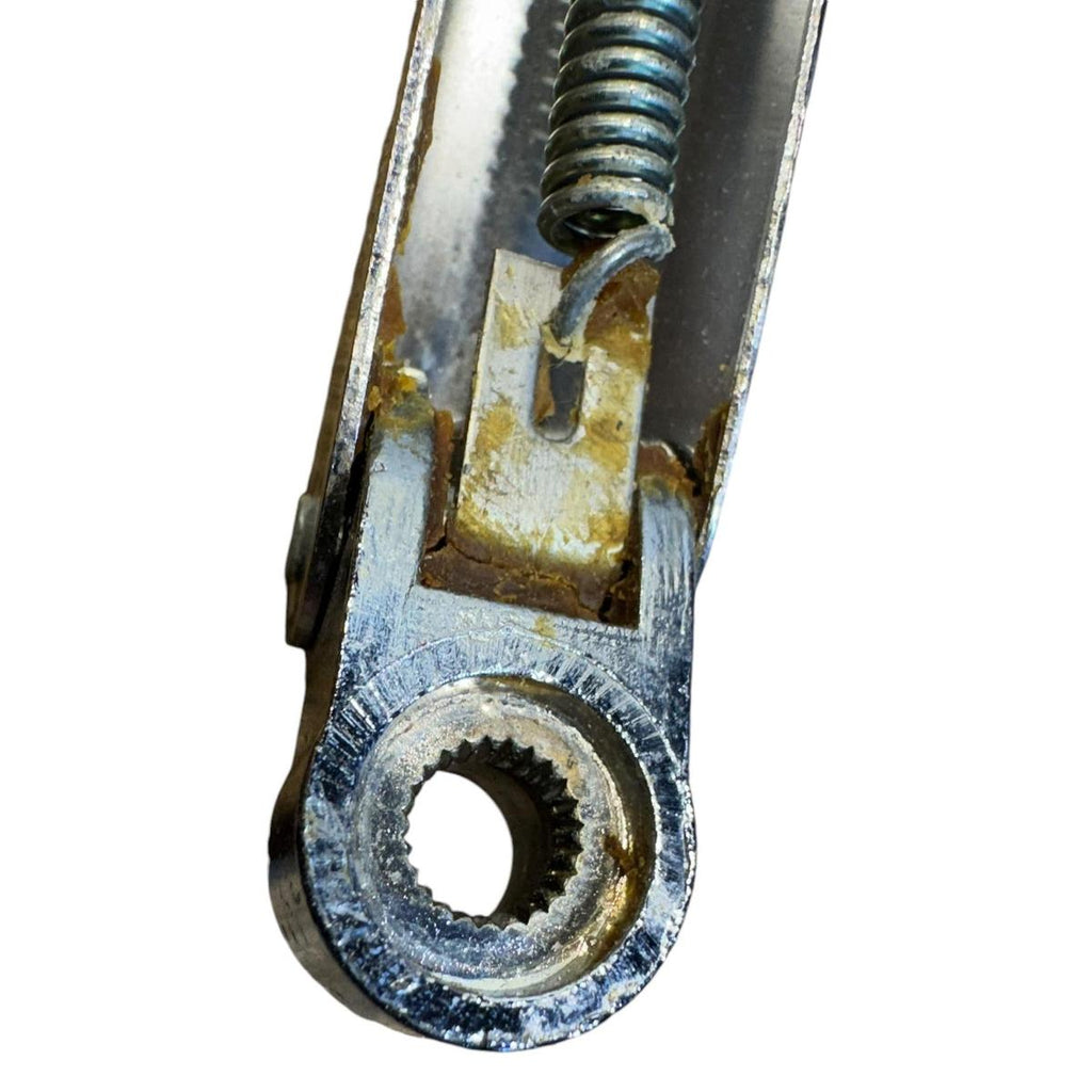 Wiper Arm Set (2 pcs) – Bukhanka Classic (2.4L & 2.9L) – OEM 3303-5205160 - Body and exterior - UAZ spare parts