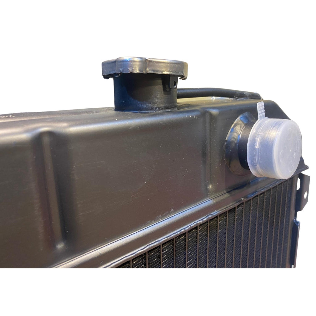 Aluminum Radiator – Bukhanka (Classic & Modern) & Hunter & 469 – OEM 3741 - 1301010 - aluminium – UAZPARTS.COM UAZ onderdeel – OEM 3741 - 1301010 - aluminium