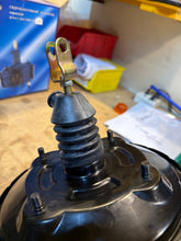 Afbeelding in Gallery-weergave laden, Brake Booster ABS – Bukhanka (Modern), Hunter – OEM 220600351001012 – UAZPARTS.COM UAZ PART – OEM 220600351001012