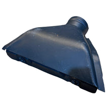 Laden Sie das Bild in den Galerie-Viewer, Dashboard Ventilation Nozzle – Bukhanka (Classic &amp; Modern), Hunter &amp; 469 – OEM 452 - 8102116 - 01 – UAZPARTS.COM UAZ onderdeel – OEM 452 - 8102116 - 01