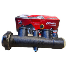 Заредете изображението в галерията, Dual Reservoir Master Brake Cylinder – Bukhanka Modern (2.7L), Hunter &amp; 469 (2.7L), Patriot – OEM 3151 - 3505010 – Fenox UAZ onderdeel – OEM 3151 - 3505010 (basiscilinder)