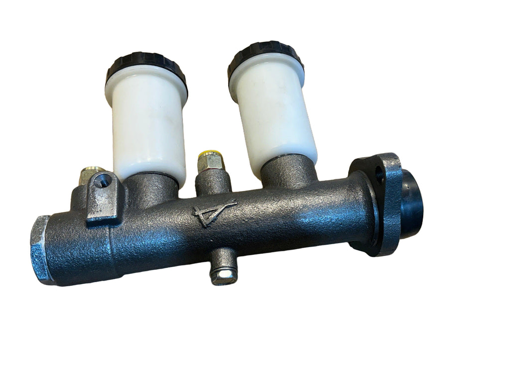 Dual Reservoir Master Brake Cylinder with reservoir (With reservoirs) – Bukhanka Modern (2.7L), Hunter & 469 (2.7L), Patriot – OEM 3151 - 3505010 – Fenox UAZ PART – OEM 3151-3505010 (With reservoirs)