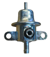 Ielādēt attēlu galerijas skatītājā, Fuel Line Pressure Relief Valve – Bukhanka Modern (2.7L), Hunter &amp; 469 (2.7L), Patriot, Profi – OEM 406 - 1160000 - 01 – UAZPARTS.COM UAZ onderdeel – OEM 406 - 1160000 - 01