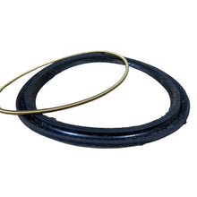 Afbeelding in Gallery-weergave laden, Kingpin Seal Set (Rubber Ring + Spring) – Bukhanka (Classic 2.4L &amp; 2.9L, Modern 2.7L), Hunter &amp; 469 (2.4L, 2.7L &amp; 2.9L) – OEM 40895984597145978 – UAZPARTS.COM UAZ onderdeel – OEM 40895984597145978