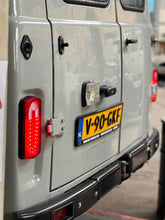 Załaduj zdjęcie do przeglądarki galerii, LED Taillight Universal – Hunter &amp; 469, Bukhanka – OEM 4573 - 001 - 87018980 - 2014 – UAZPARTS.COM UAZ PART – OEM 4573-001-87018980-2014