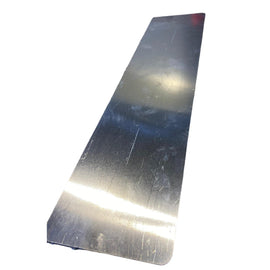 License Plate Reinforcement – Bukhanka (Classic & Modern), Hunter & 469, Patriot & Profi – OEM 6060853 – UAZPARTS.COM UAZ onderdeel – OEM 6060853