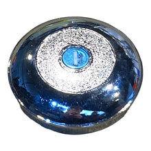 Ielādēt attēlu galerijas skatītājā, Locking Chrome Fuel Cap – Bukhanka Classic (2.4L &amp; 2.9L), Hunter &amp; 469 – OEM 69 - 11030010 - 01 – UAZPARTS.COM UAZ onderdeel – OEM 69 - 11030010 - 01