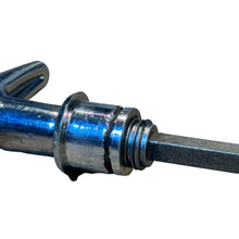 Încarcă imaginea în vizualizatorul Galerie, Rear Door Handle/Lock Chrome – Bukhanka Classic (2.4L &amp; 2.9L) – OEM 451 - 6323130 – UAZPARTS.COM UAZ onderdeel – OEM 451 - 6323130 - chrome