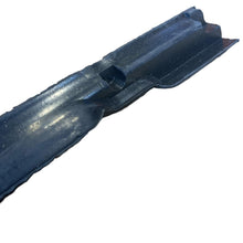 Lataa kuva Galleria-katseluun, Rear Right Side Window Rubber – Bukhanka (Classic &amp; Modern) – OEM 451 - 5403270 – UAZPARTS.COM UAZ onderdeel – OEM 451 - 5403270