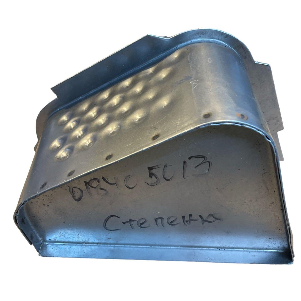 Right Side Step Body Part – Bukhanka (Classic & Modern) – OEM 045150 - 8405012 - 00 – UAZPARTS.COM UAZ onderdeel – OEM 045150 - 8405012 - 00