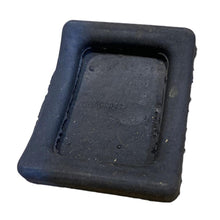 Cargar imagen en el visor de la galería, Rubber Brake and Clutch Pedal – Bukhanka (Classic &amp; Modern) &amp; Hunter/469 – OEM 99595295 – UAZPARTS.COM UAZ onderdeel – OEM 99595295