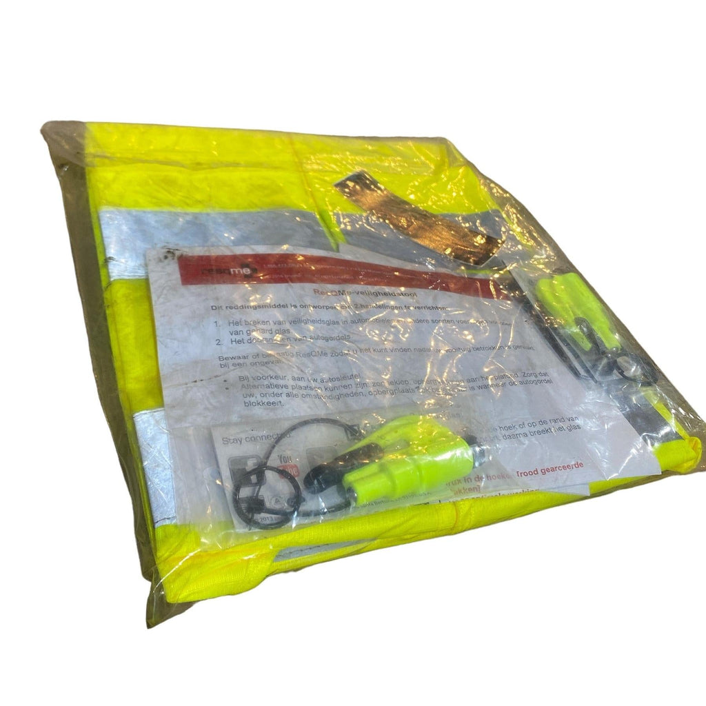 Safety Vest with LED Light & Whistle – Bukhanka (Classic 2.4L & 2.9L, Modern 2.7L), Hunter & 469, Patriot, Profi – OEM 88455249 – UAZPARTS.COM UAZ onderdeel – OEM 88455249