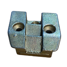 Kép betöltése a Galéria nézegetőbe, Side Door Lock Plate Left – Bukhanka Modern (2.7L Injection) – OEM 37416105040 – UAZPARTS.COM UAZ onderdeel – OEM 37416105040