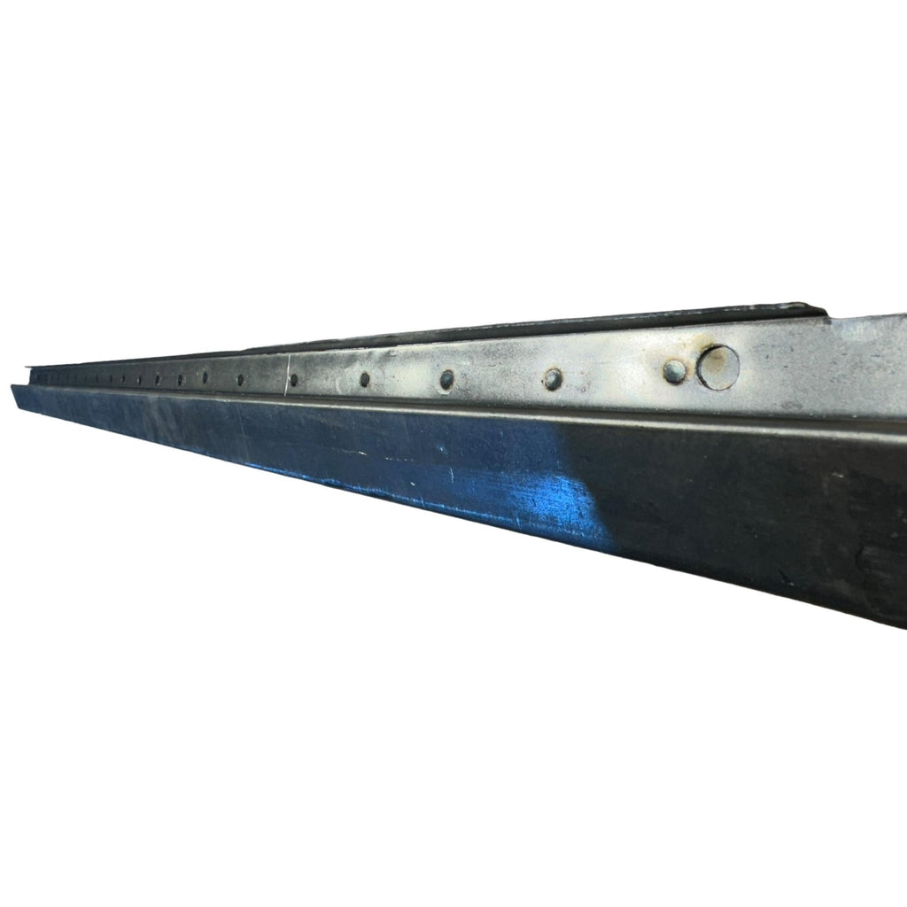 Side Door Sill – Bukhanka Classic (2.4L & 2.9L), Bukhanka Modern (2.7L) – OEM 0451 - 10 - 5401180 - 00 – UAZPARTS.COM UAZ onderdeel – OEM 0451 - 10 - 5401180 - 00