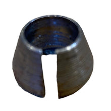 Carica l'immagine nel visualizzatore di Gallery, Spreader for Steering Knuckle Pin – Bukhanka (Classic 2.4L &amp; 2.9L, Modern 2.7L), Hunter &amp; 469 (2.4L, 2.7L &amp; 2.9L) – OEM 4692304101 – UAZPARTS.COM UAZ onderdeel – OEM 4692304101