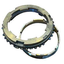 Încarcă imaginea în vizualizatorul Galerie, Synchro Ring 5 - Speed First Gear – Bukhanka Modern (2.7L), Hunter &amp; 469 (2.7L) – OEM 255 - 1701115 – UAZPARTS.COM UAZ onderdeel – OEM 255 - 170115