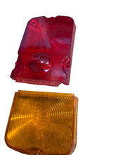 Заредете изображението в галерията, Taillight Cap – Bukhanka (Classic &amp; Modern) &amp; Hunter &amp; 469 (All Engines) – OEM 371600RU - Lights - UAZ spare parts