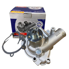 Załaduj zdjęcie do przeglądarki galerii, Water Pump Cast Iron 38 mm Shaft – Bukhanka Modern (2.7L), Hunter &amp; 469 (2.7L) – OEM 4062 - 1307010 - 42 – Truckman UAZ onderdeel – OEM 4062 - 1307010 - 42