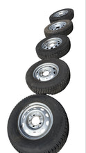 Ielādēt attēlu galerijas skatītājā, Wheel &amp; Tire Set 16in Silver 225/75R16 (5x) – Hunter &amp; 469; Bukhanka – USED – UAZPARTS.COM UAZ PART – OEM 64747447 silver